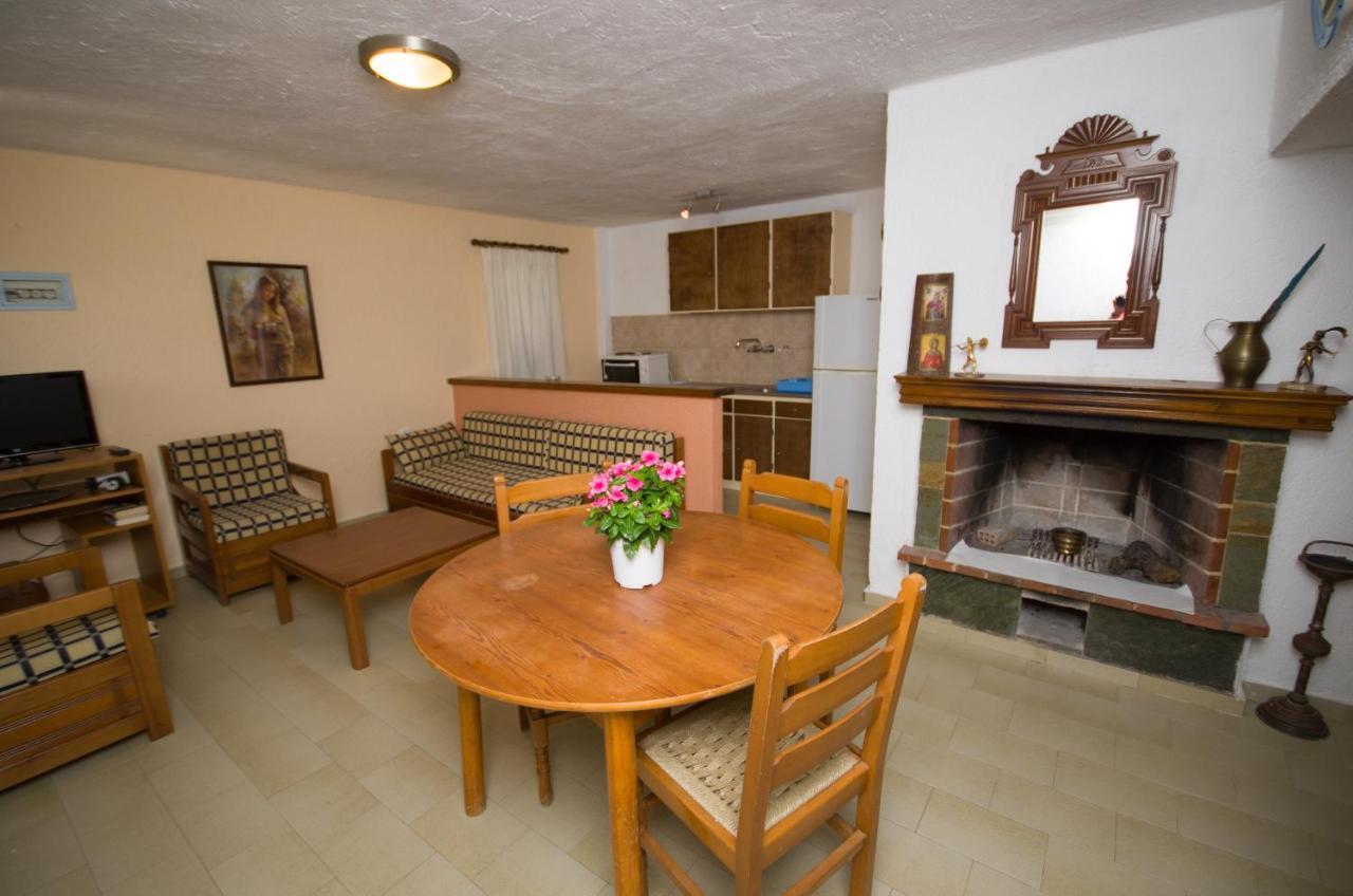 Gialos Studios & Apartments Ierapetra  Luaran gambar